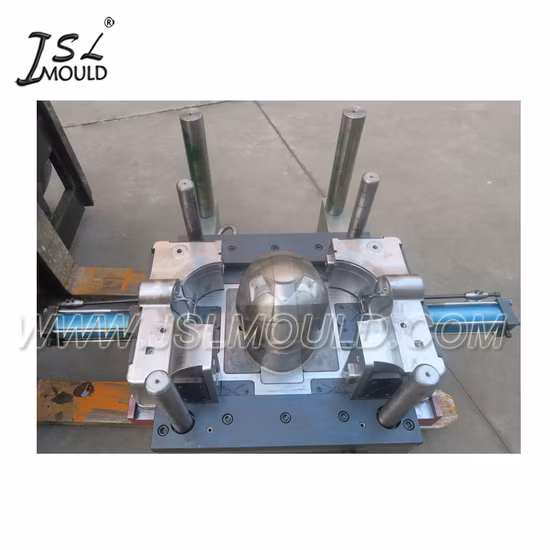 Maßgeschneiderte Spritzgussform für Motorrad-Klapphelme aus Kunststoff